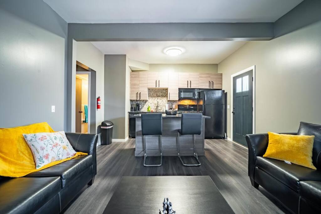 Апартаменты Walkable Gem In Little Italy Кливленд Экстерьер фото