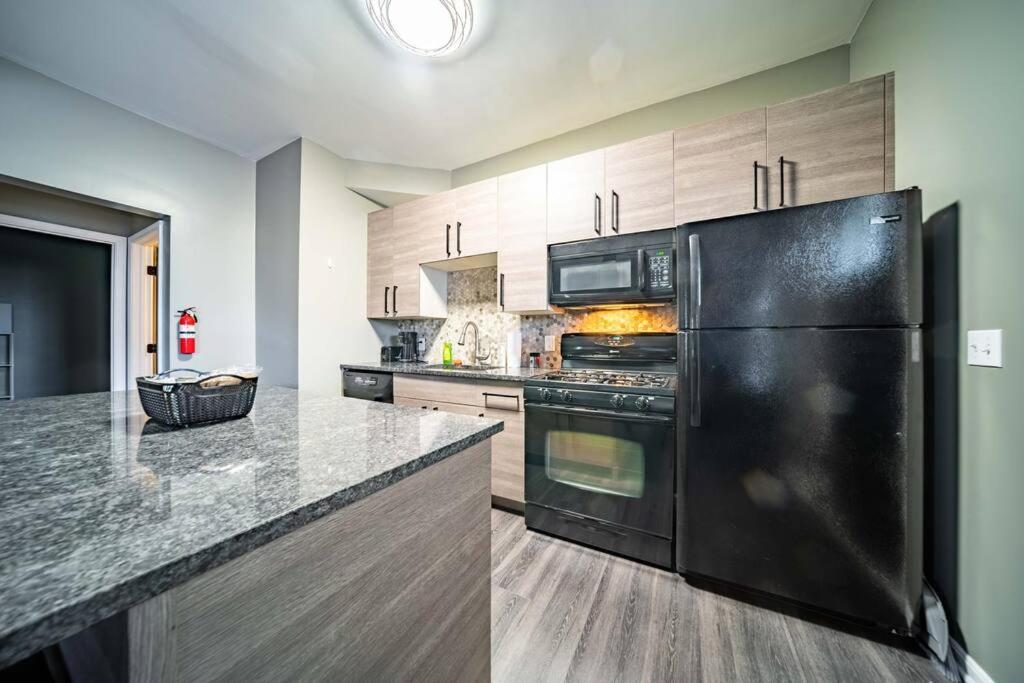 Апартаменты Walkable Gem In Little Italy Кливленд Экстерьер фото