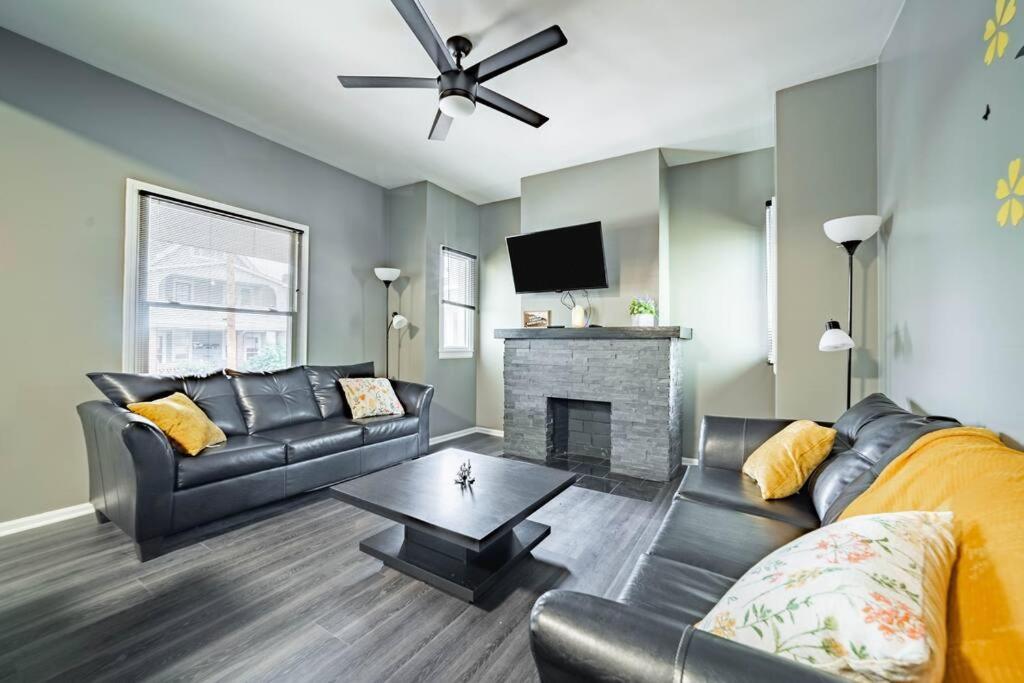 Апартаменты Walkable Gem In Little Italy Кливленд Экстерьер фото